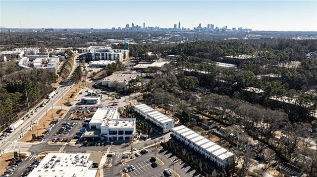 1829 La Dawn Lane NW, Atlanta, GA 30318