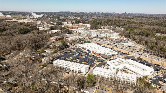 1829 La Dawn Lane NW, Atlanta, GA 30318