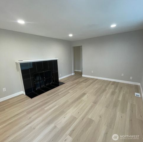 13829 51st ave Avenue S, Tukwila, WA 98168