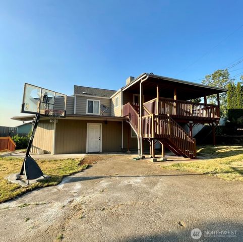 13829 51st ave Avenue S, Tukwila, WA 98168