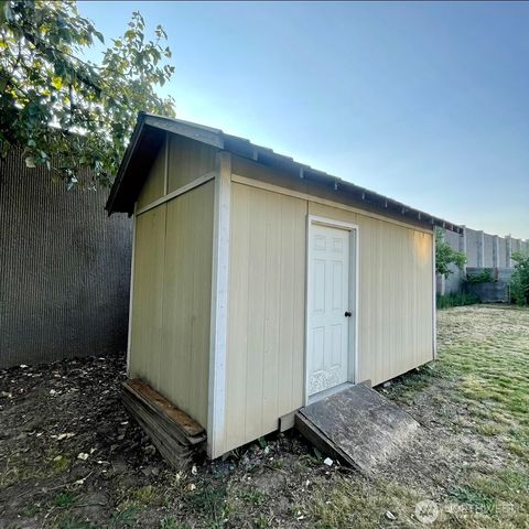 13829 51st ave Avenue S, Tukwila, WA 98168