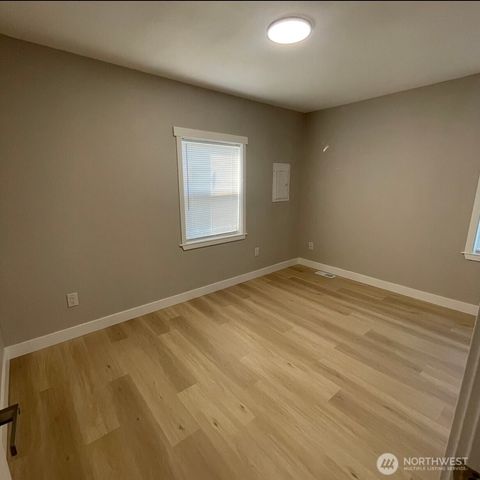 13829 51st ave Avenue S, Tukwila, WA 98168