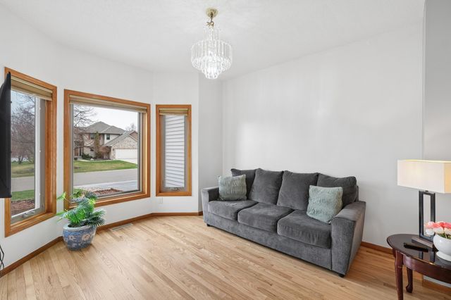 10924 Andover Court, Inver Grove Heights, MN 55077