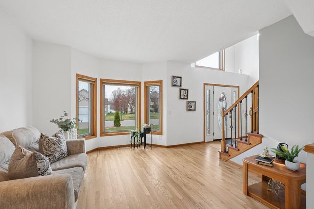 10924 Andover Court, Inver Grove Heights, MN 55077