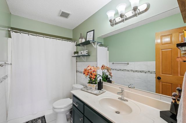 10924 Andover Court, Inver Grove Heights, MN 55077