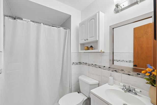 10924 Andover Court, Inver Grove Heights, MN 55077