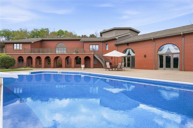 265 McFann Rd, Middlesex Twp, PA 16059