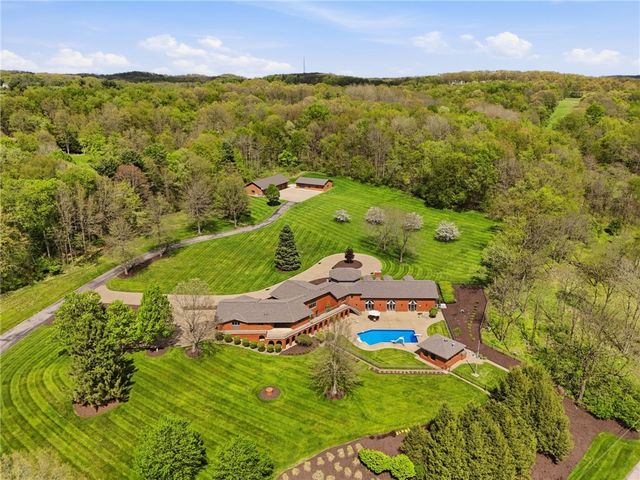 265 McFann Rd, Middlesex Twp, PA 16059