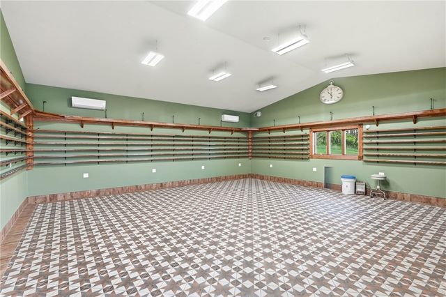 265 McFann Rd, Middlesex Twp, PA 16059