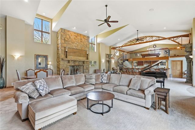 265 McFann Rd, Middlesex Twp, PA 16059