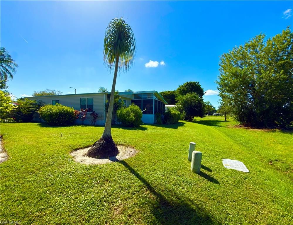 115 Calais CT, NAPLES, FL 34112 — photo 5