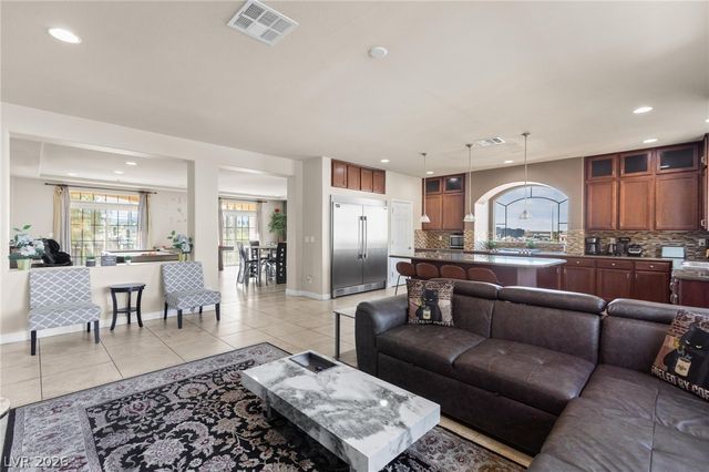 8508 Silver Coast Street, Las Vegas, NV 89139