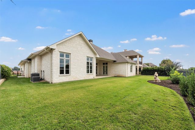 1600 Ridgewood Drive, Waco, TX 76710