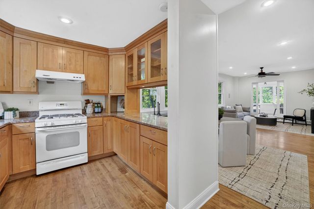163 St Nicholas Avenue, Bronxville, NY 10708