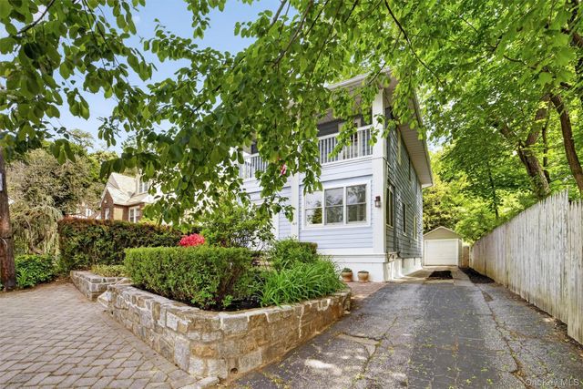 163 St Nicholas Avenue, Bronxville, NY 10708