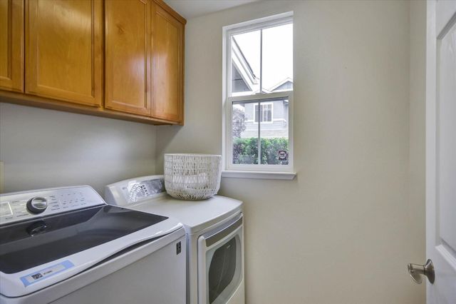504 Waterlily Lane, Redwood City, CA 94065