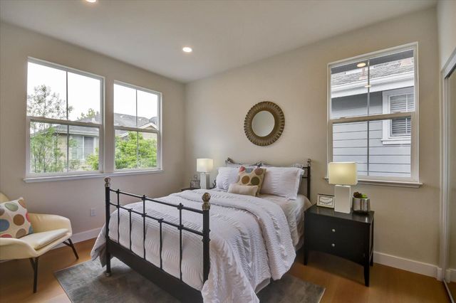 504 Waterlily Lane, Redwood City, CA 94065