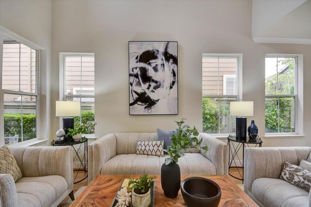 504 Waterlily Lane, Redwood City, CA 94065