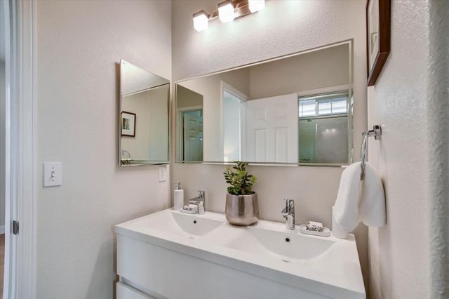 504 Waterlily Lane, Redwood City, CA 94065