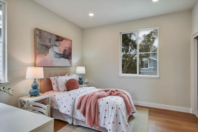 504 Waterlily Lane, Redwood City, CA 94065