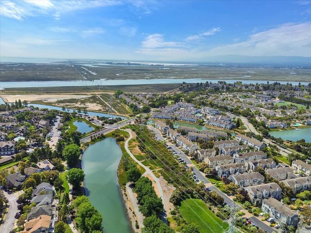 504 Waterlily Lane, Redwood City, CA 94065