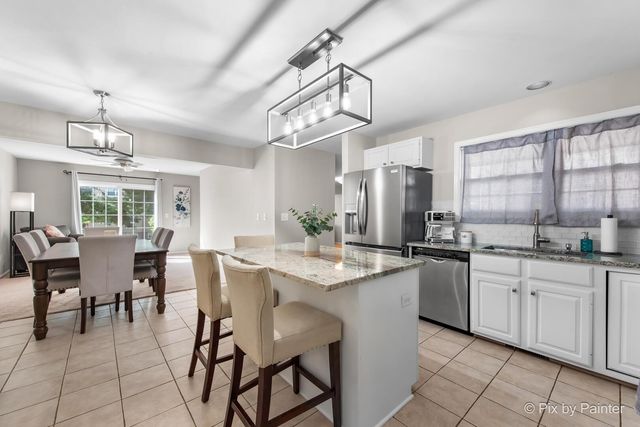 519 Shagbark Drive, Elgin, IL 60123