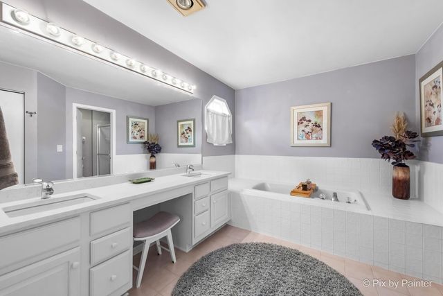 519 Shagbark Drive, Elgin, IL 60123