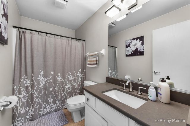 519 Shagbark Drive, Elgin, IL 60123