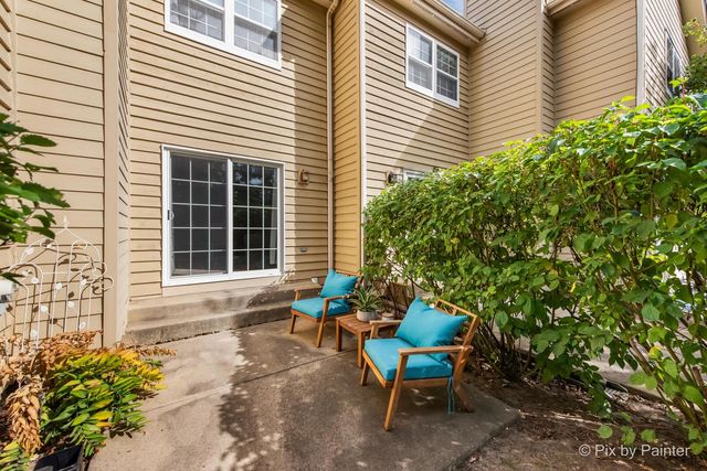 519 Shagbark Drive, Elgin, IL 60123