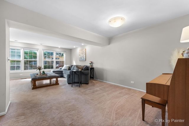 519 Shagbark Drive, Elgin, IL 60123