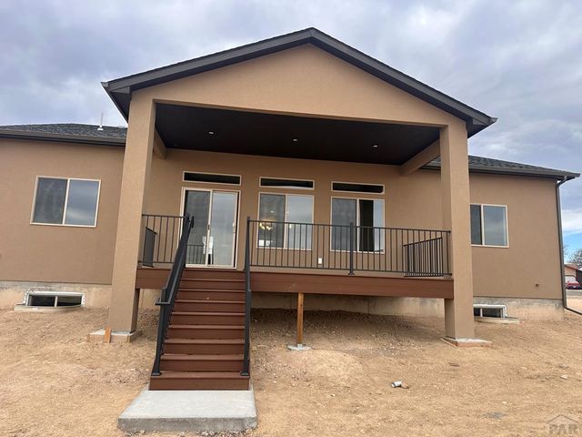 1352 N Shian Dr, Pueblo West, CO 81007