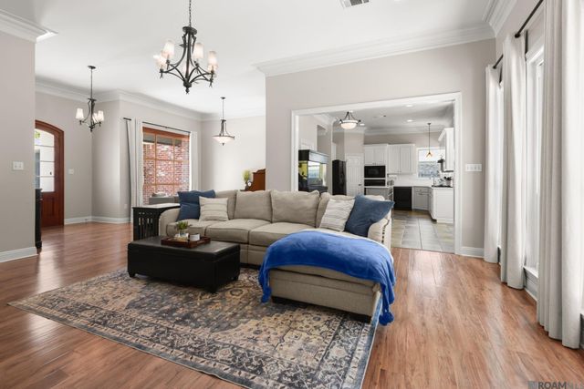 19017 Poujeaux Ave, Saint George, LA 70817