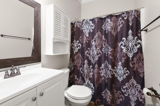 19017 Poujeaux Ave, Saint George, LA 70817