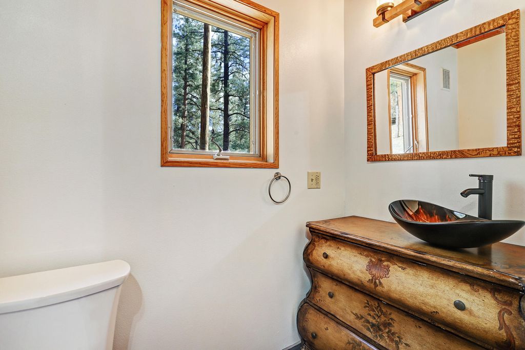 Image 22 of property listing at 831 Sulphur Creek Road, Jemez Springs, NM 87025
