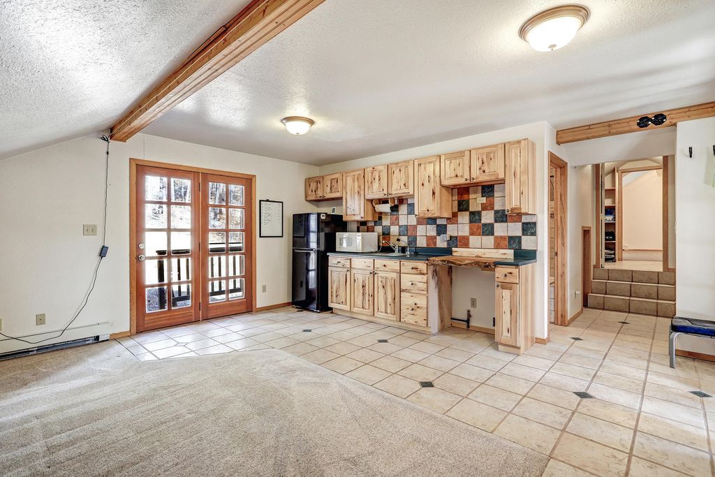Image 37 of property listing at 831 Sulphur Creek Road, Jemez Springs, NM 87025