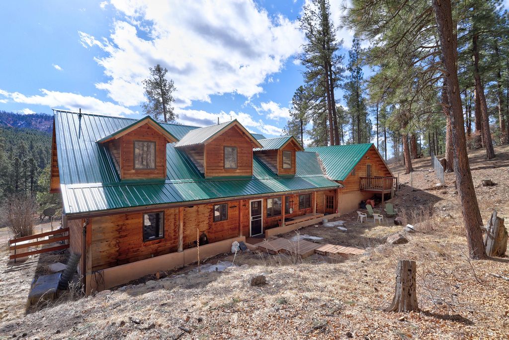 Image 46 of property listing at 831 Sulphur Creek Road, Jemez Springs, NM 87025