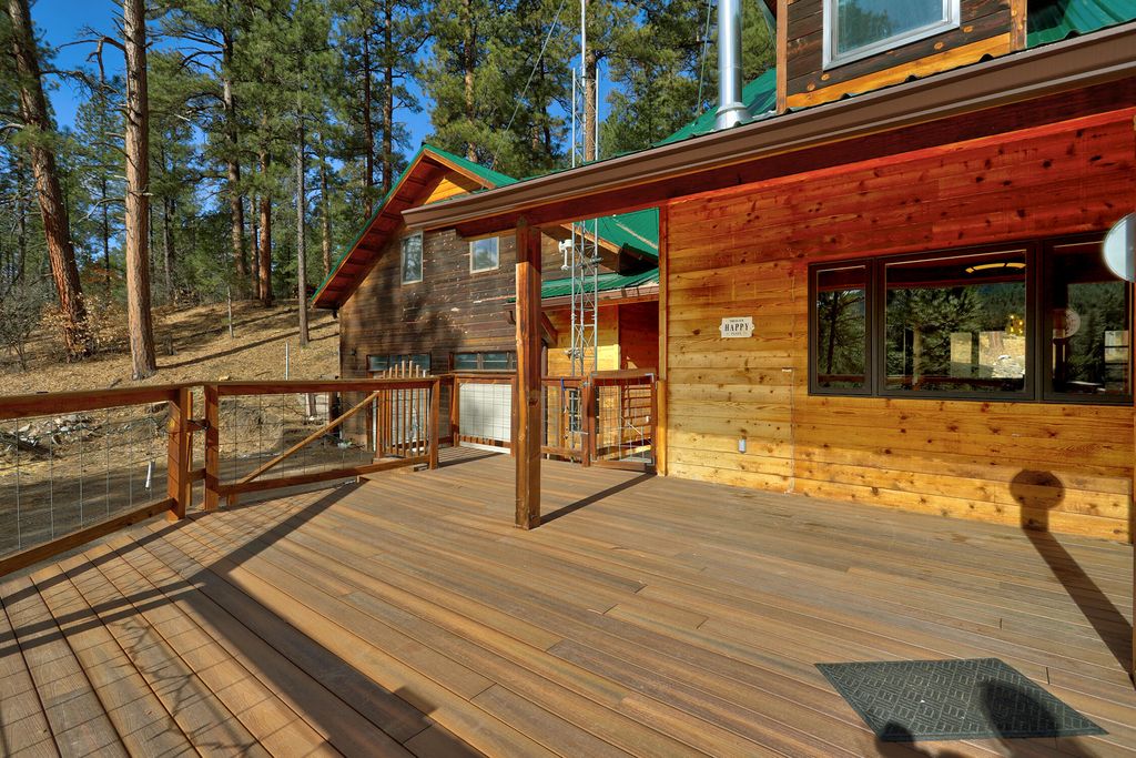Image 5 of property listing at 831 Sulphur Creek Road, Jemez Springs, NM 87025