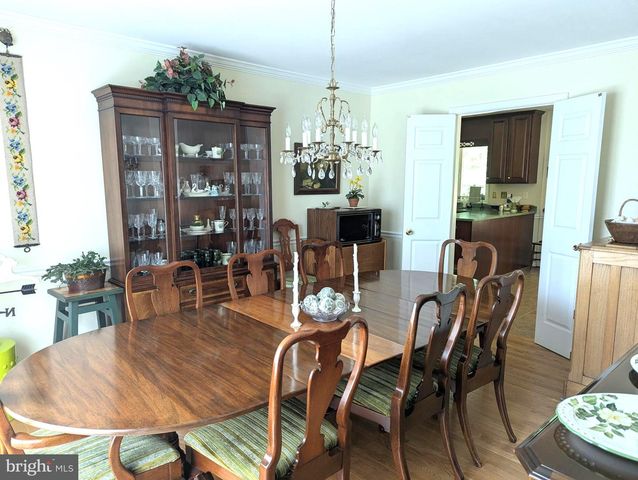 9700 TINY CT, Burke, VA 22015
