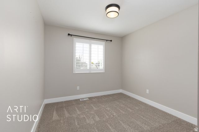 704 W VAHE ST, Draper, UT 84020