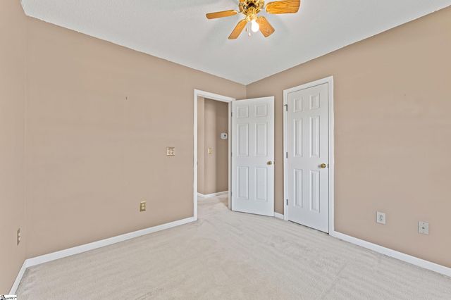 302 Valley View Road, Fountain Inn, SC 29644