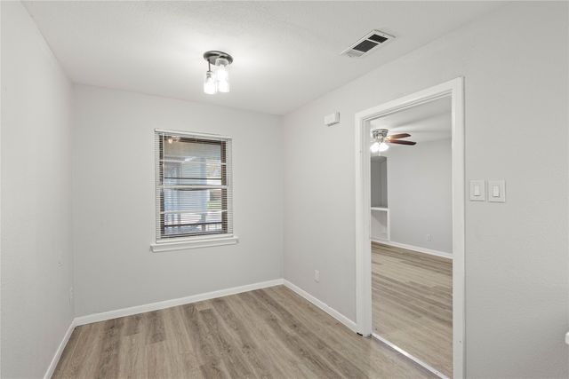 1406 Ridgeview Street, Mesquite, TX 75149