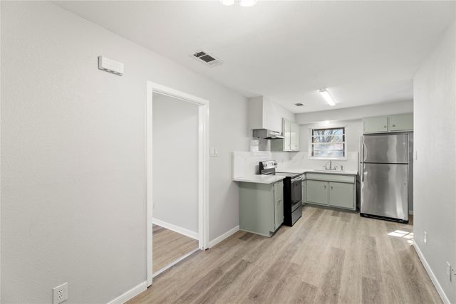 1406 Ridgeview Street, Mesquite, TX 75149