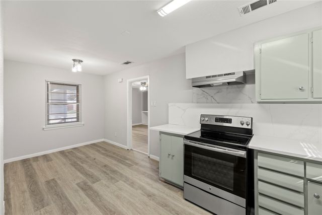 1406 Ridgeview Street, Mesquite, TX 75149