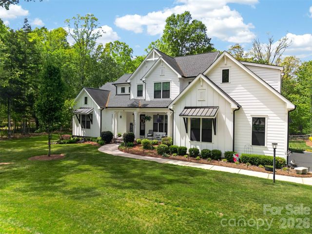 5811 Kristi Lane, Midland, NC 28107