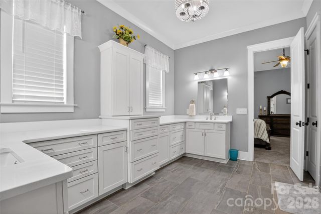 5811 Kristi Lane, Midland, NC 28107