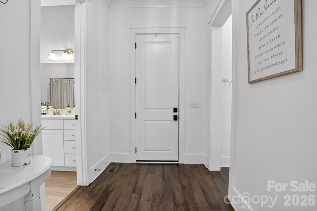 5811 Kristi Lane, Midland, NC 28107