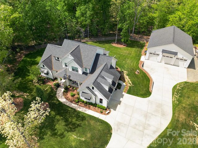 5811 Kristi Lane, Midland, NC 28107