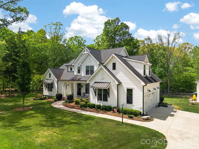 5811 Kristi Lane, Midland, NC 28107