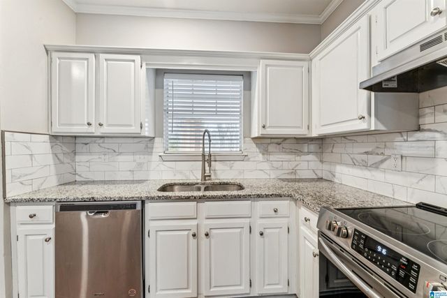 110 SUGAR DRIVE, Pelham, AL 35124