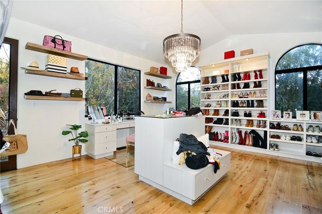 31350 Lobo Canyon Road, Agoura Hills, CA 91301